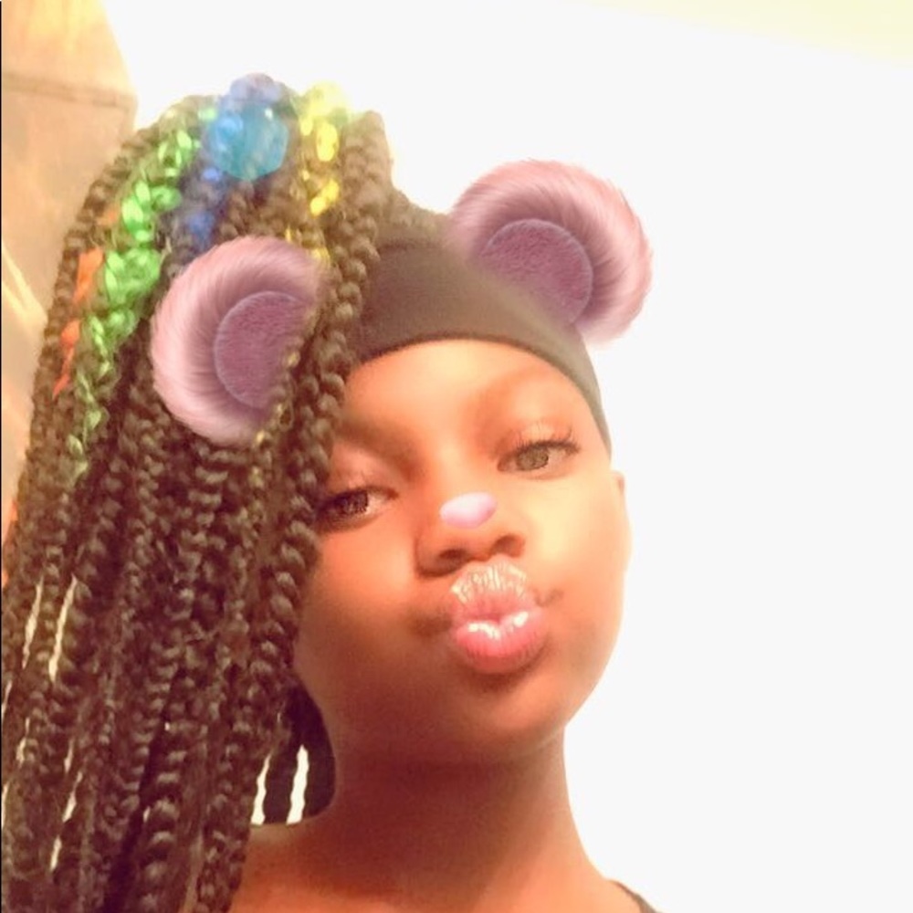 Meet your Posher, Amani